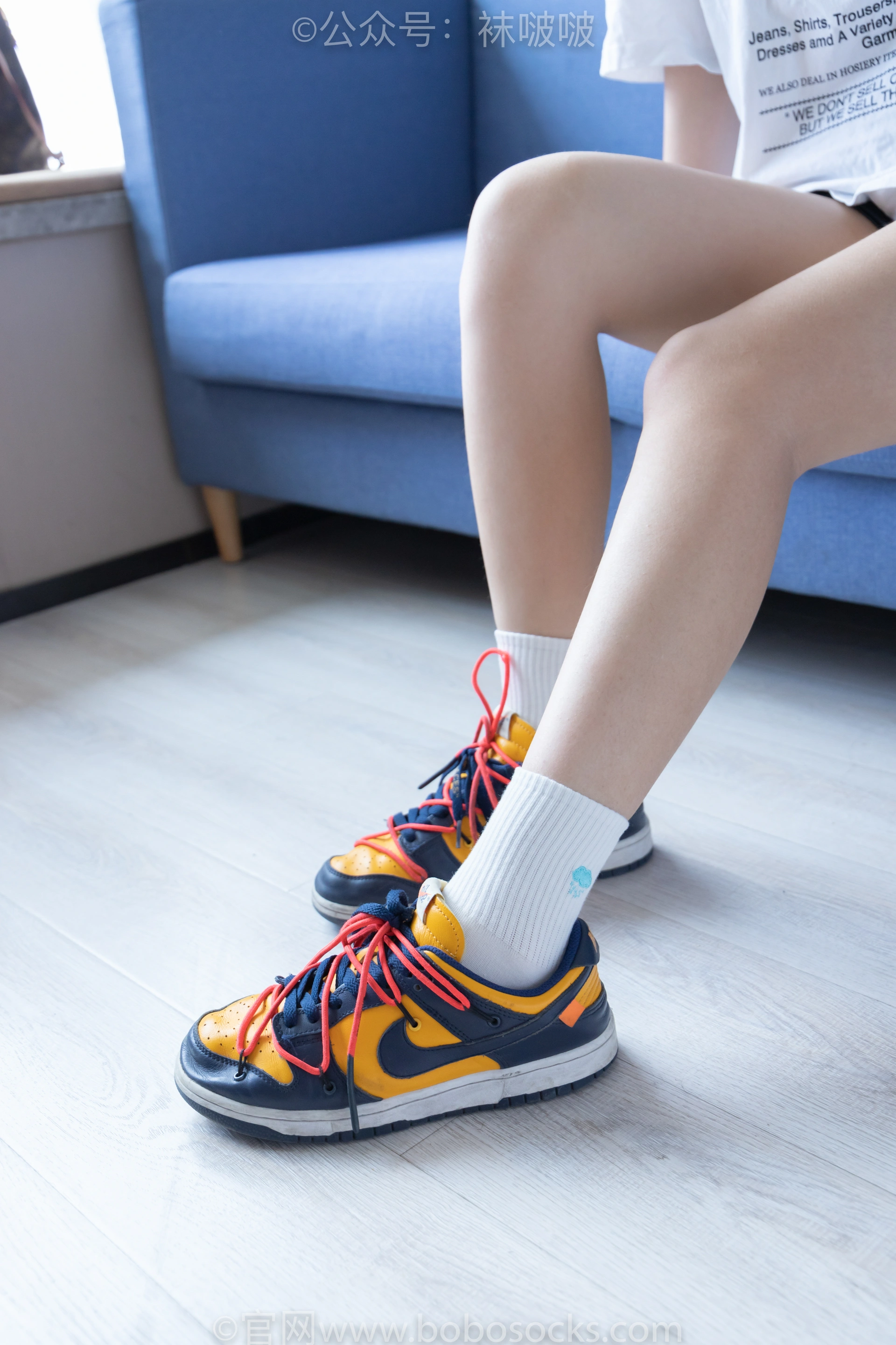 [BoBoSocks袜啵啵]NO.009 果冻-耐克板鞋、白棉袜、裸足 2